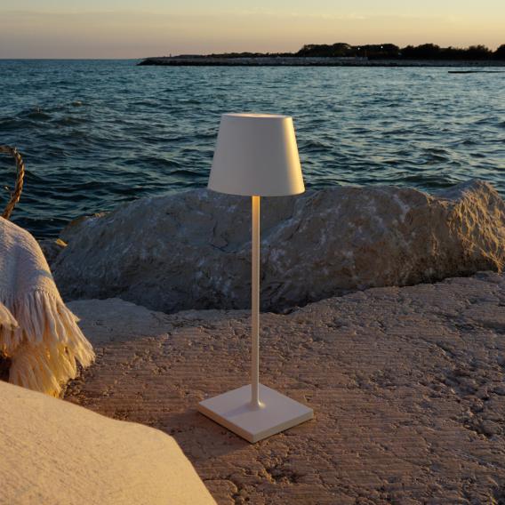 Lampa LED fără fir, reîncărcabilă: eleganță și libertate de iluminare!